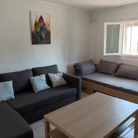Appartement 45 M² Proche Du Centre Ville Lunel  Exterior photo