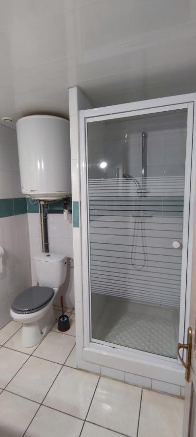 Appartement 45 M² Proche Du Centre Ville Lunel  Exterior photo